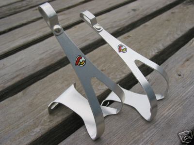 VeloBase.com - Component: Cinelli toe clips